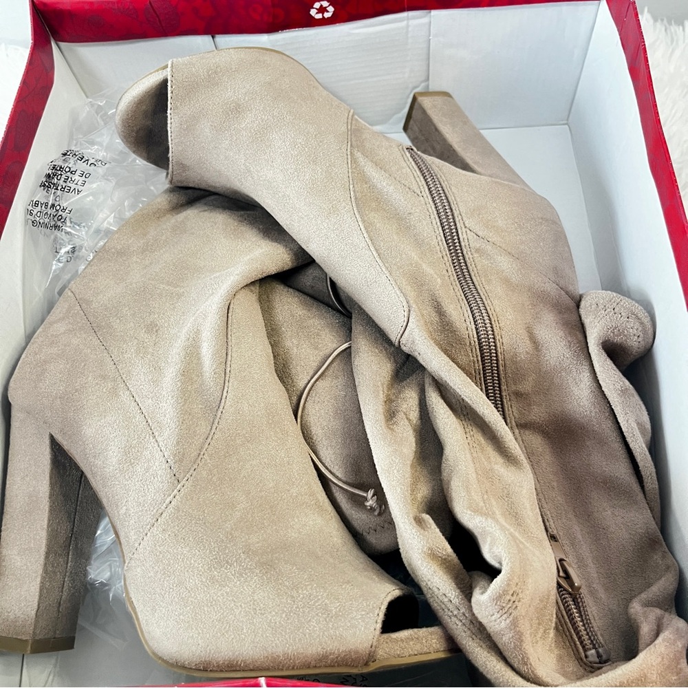 Carlos Santana Peep Toe Over the Knee Boots Size 7 - Picture 9 of 13